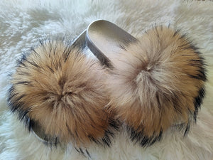 Fluffy Fur Slippers: Sienna Raccoon